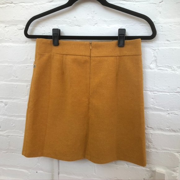 **Moved Closets** Mustard Yellow Skirt - Picture 2 of 10